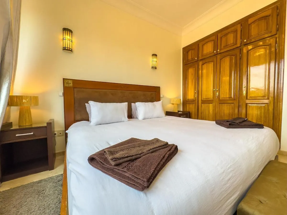 Elegant 2-Br, Pool And Parking Hivernage Centre Marrakesz Apartament