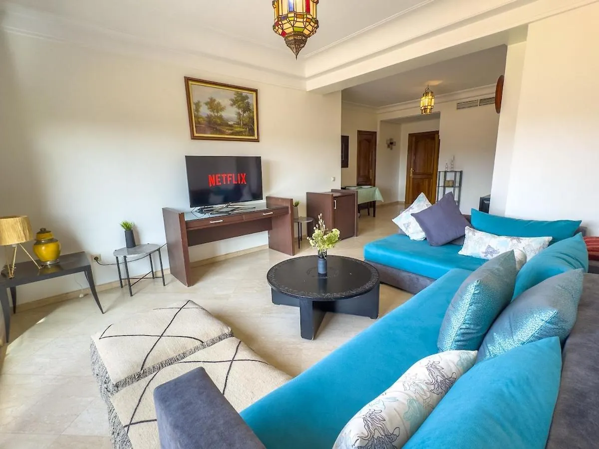 Elegant 2-Br, Pool And Parking Hivernage Centre Marrakesh Appartamento
